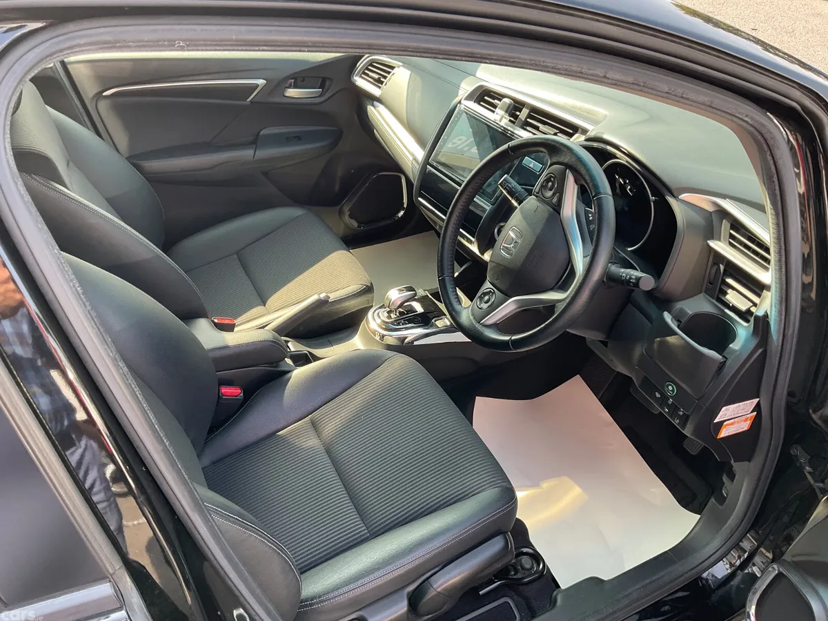 Honda Fit Hatchback, Petrol, 2017, Black