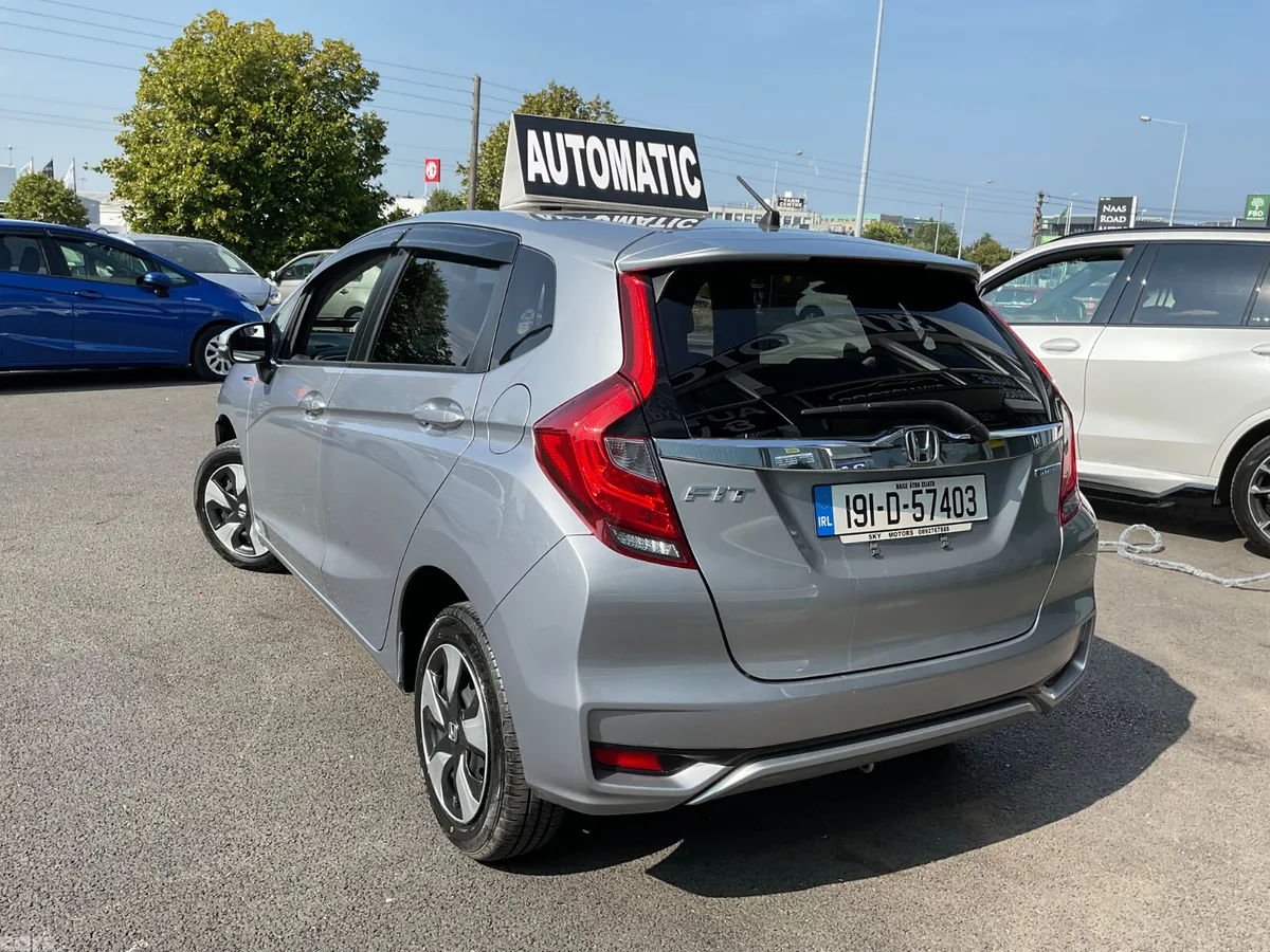 Honda Fit Hatchback, Petrol, 2019, Silver