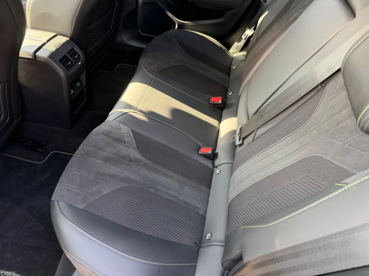 Peugeot 308 Estate, Petrol, 2023, Blue