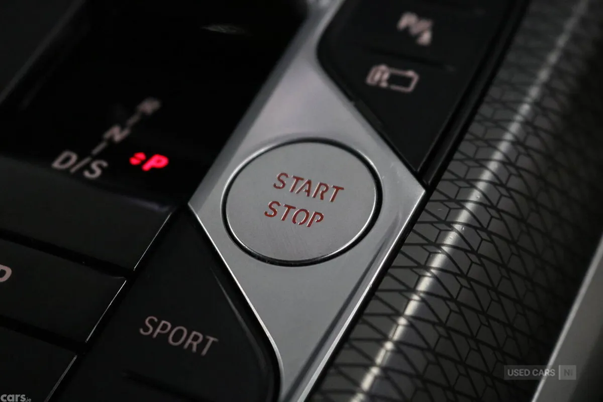 BMW 3-Series Saloon, Petrol Hybrid, 2023, White