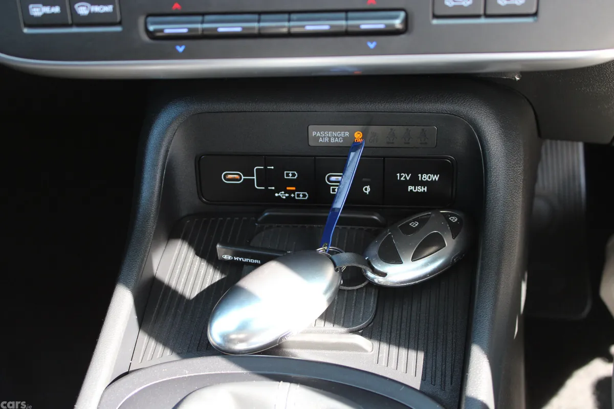 Hyundai KONA MPV, Petrol, 2024, Blue