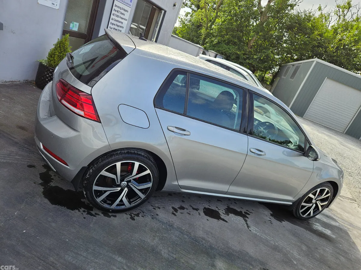 Volkswagen Golf Hatchback, Diesel, 2018, Silver
