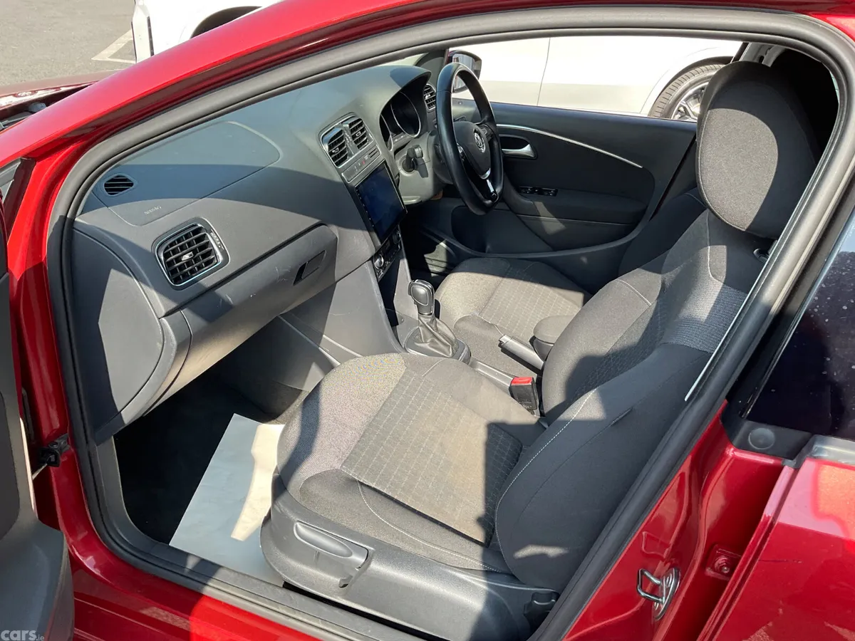 Volkswagen Polo Hatchback, Petrol, 2015, Red