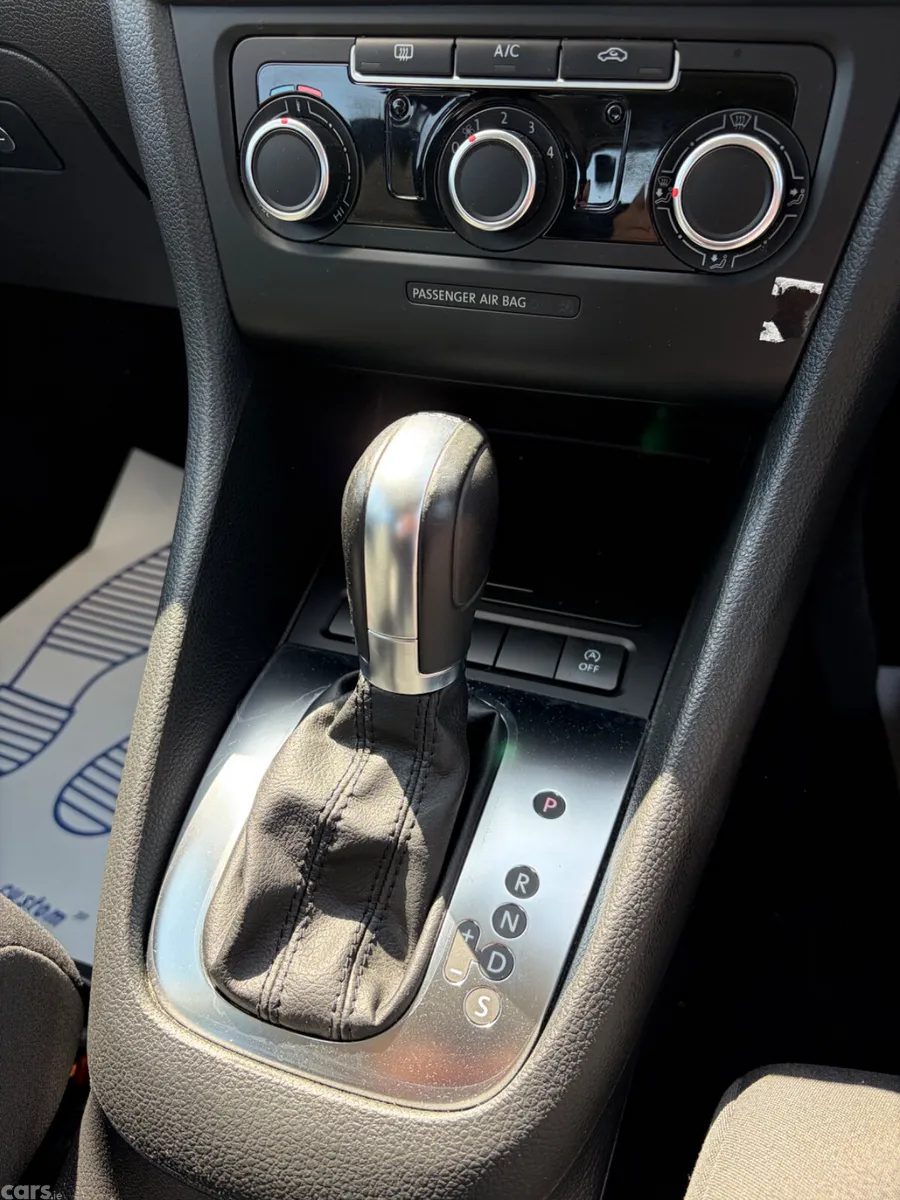Volkswagen Golf Hatchback, Petrol, 2013, Silver