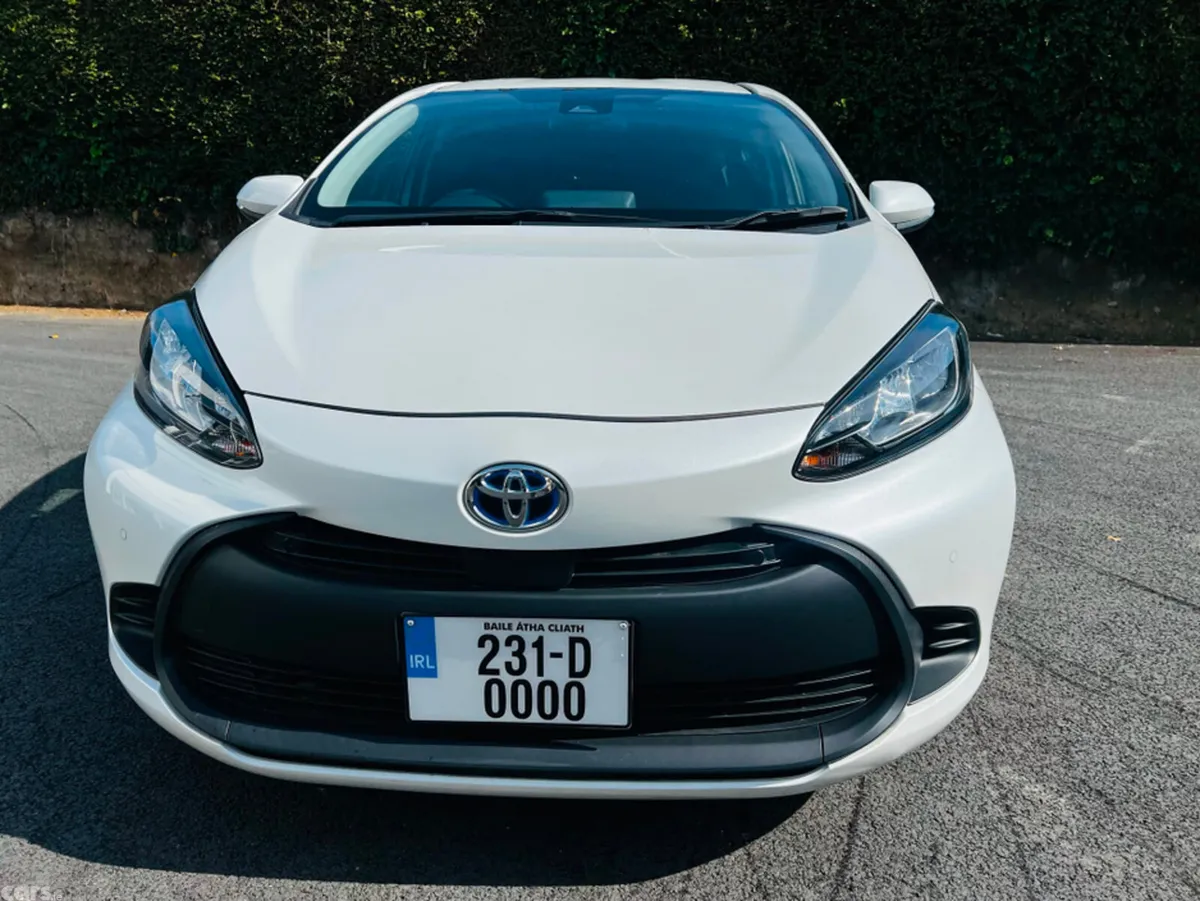 Toyota Aqua Hatchback, Petrol Hybrid, 2023, White