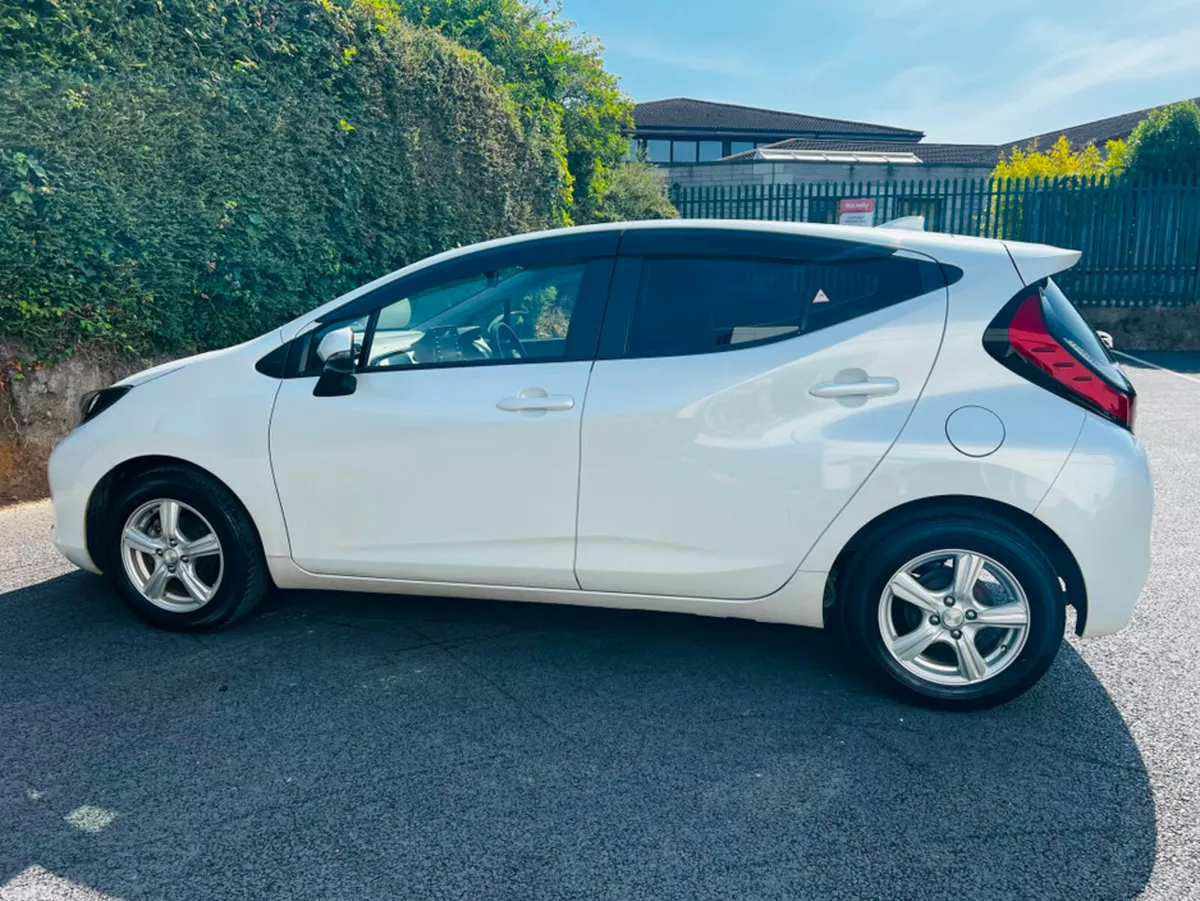 Toyota Aqua Hatchback, Petrol Hybrid, 2023, White