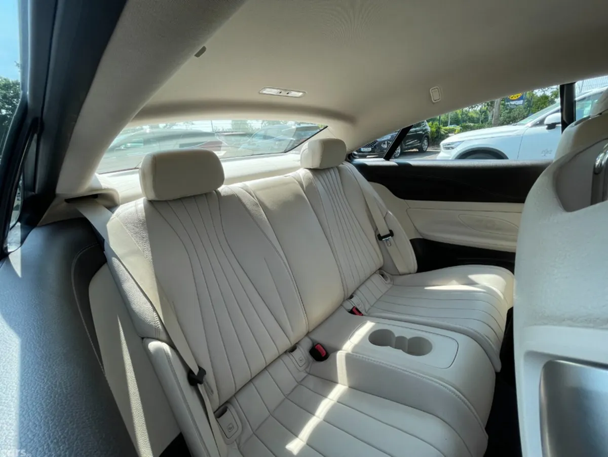 Mercedes-Benz 220 Coupe, Diesel, 2018, Black