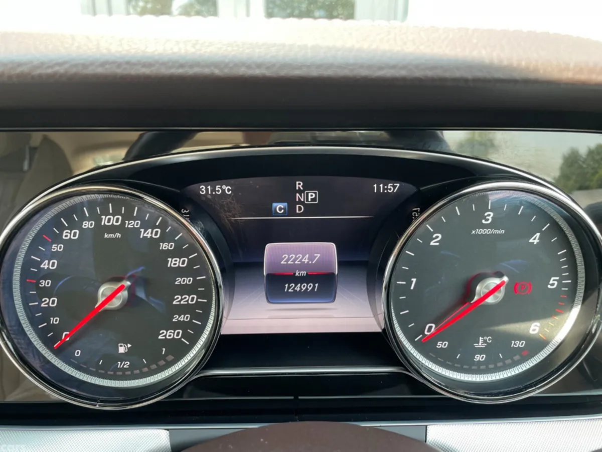 Mercedes-Benz 220 Coupe, Diesel, 2018, Black