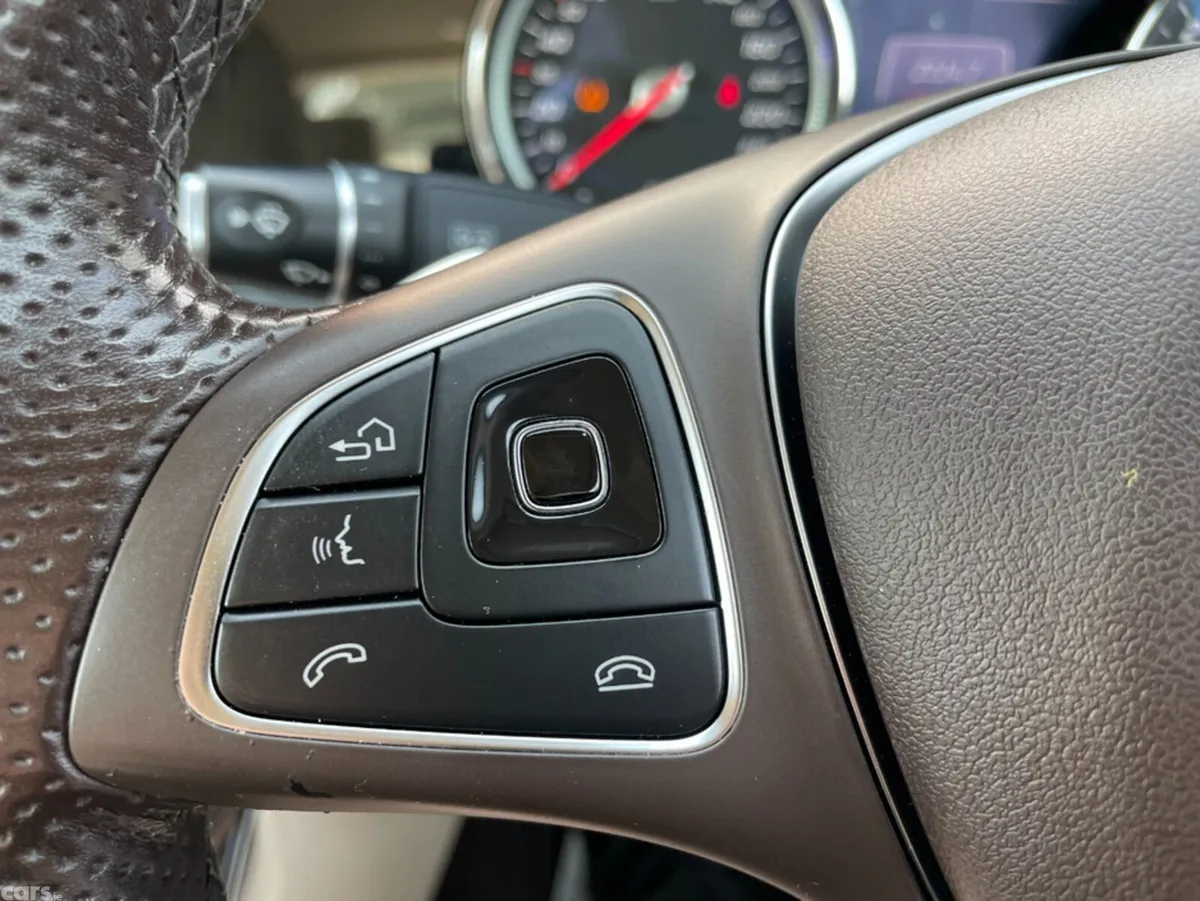 Mercedes-Benz 220 Coupe, Diesel, 2018, Black