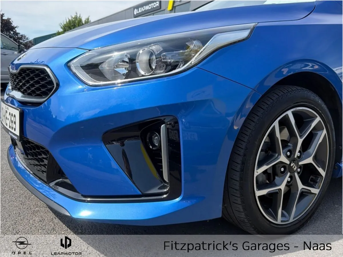 Kia Ceed Hatchback, Petrol, 2021, Blue