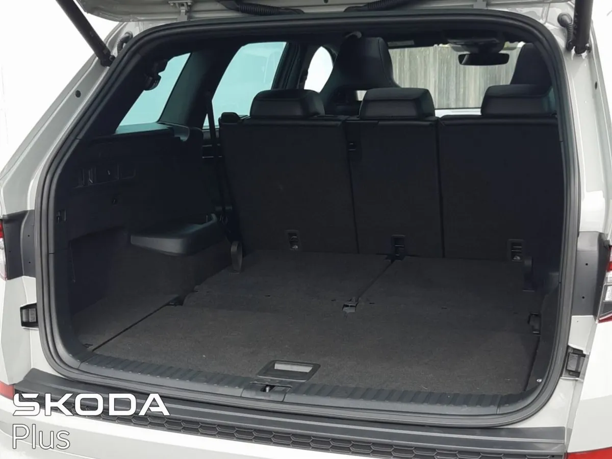 Skoda Kodiaq MPV, Diesel, 2024, Grey