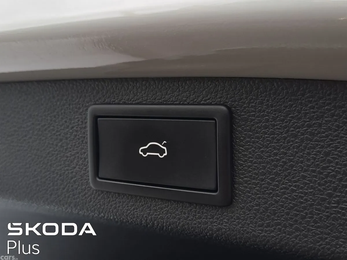 Skoda Kodiaq MPV, Diesel, 2024, Grey