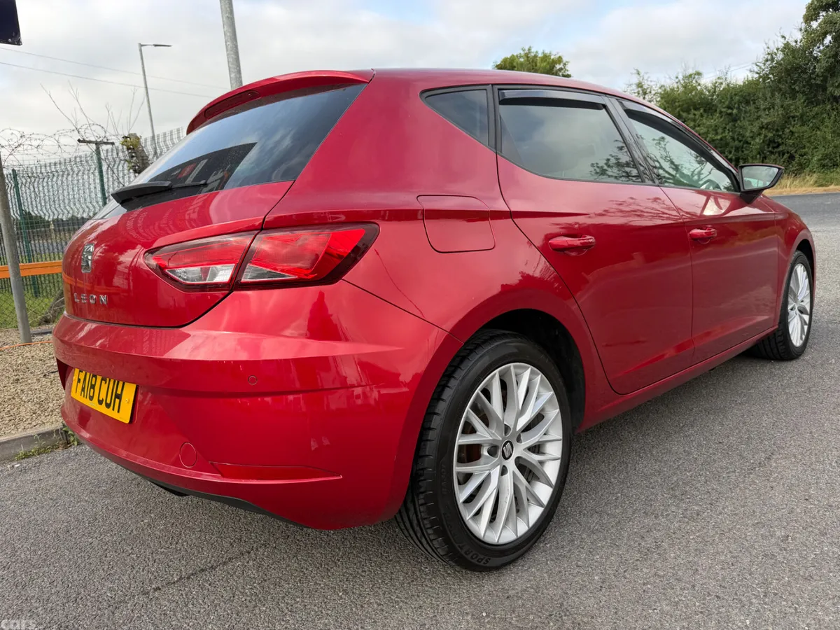 SEAT Leon Hatchback, Diesel, 2018, Red