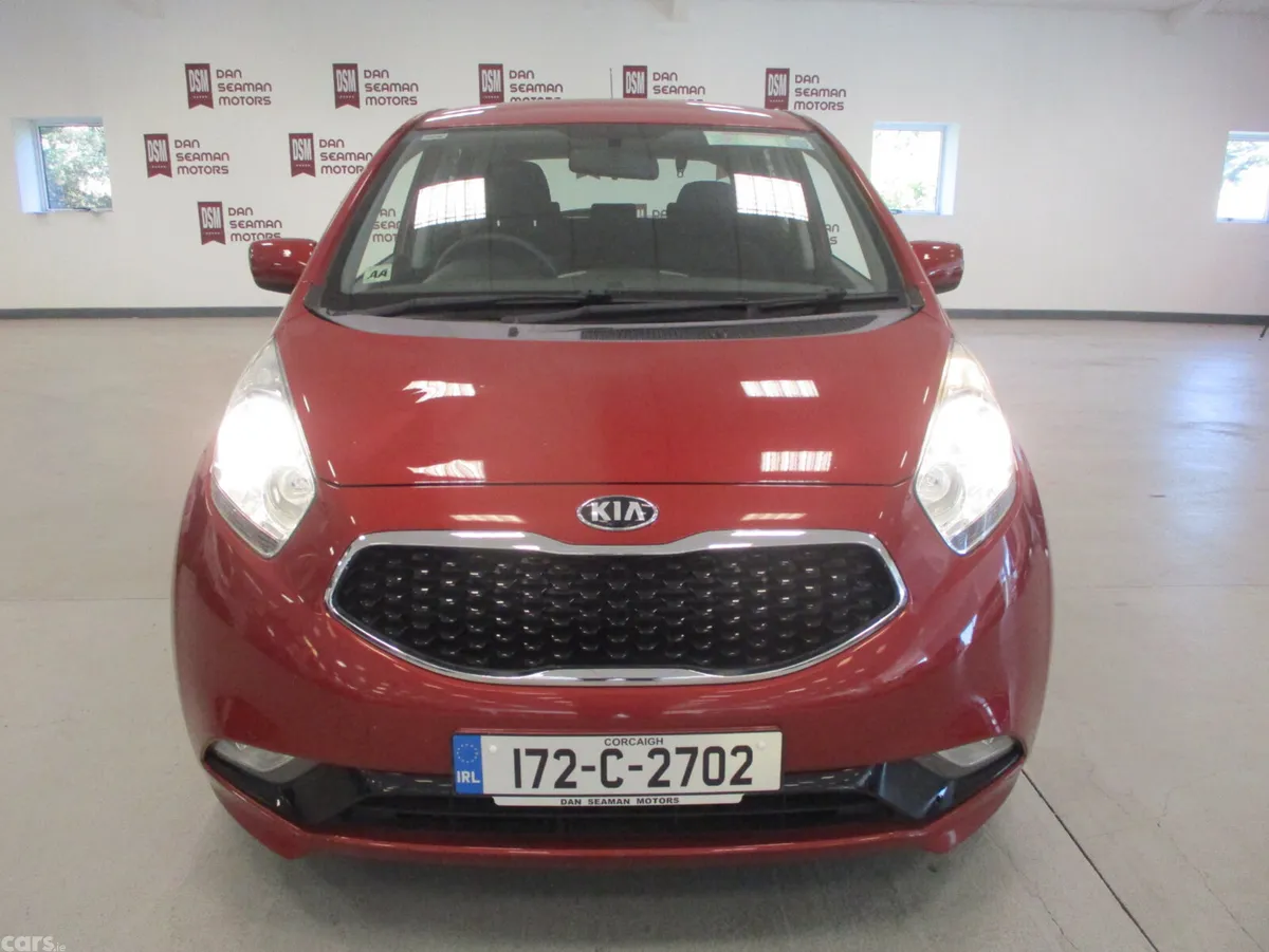 Kia Venga Hatchback, Petrol, 2017, Red