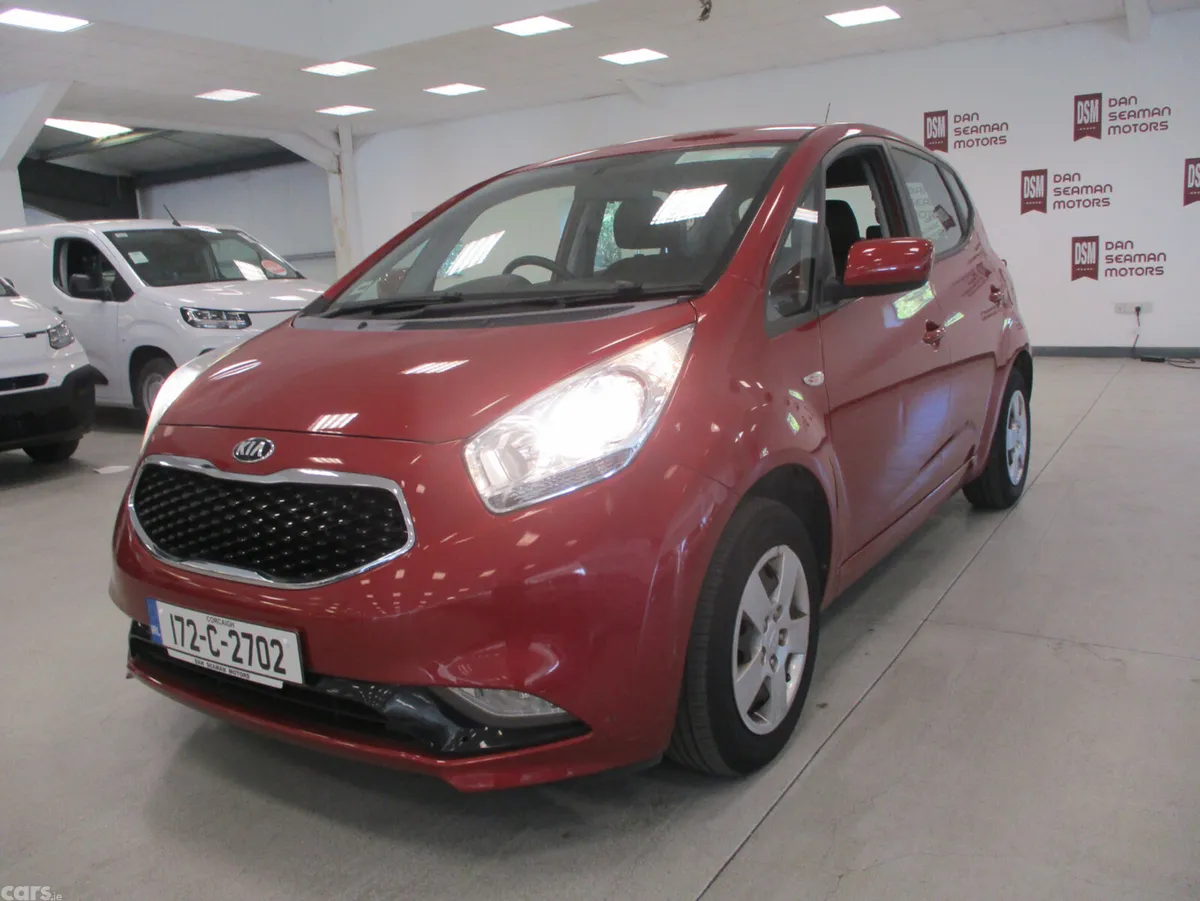 Kia Venga Hatchback, Petrol, 2017, Red