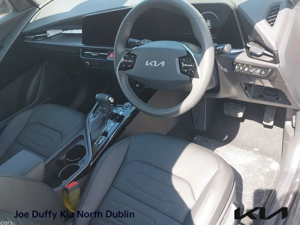 Kia Niro MPV, Petrol Plug-in Hybrid, 2026, Black