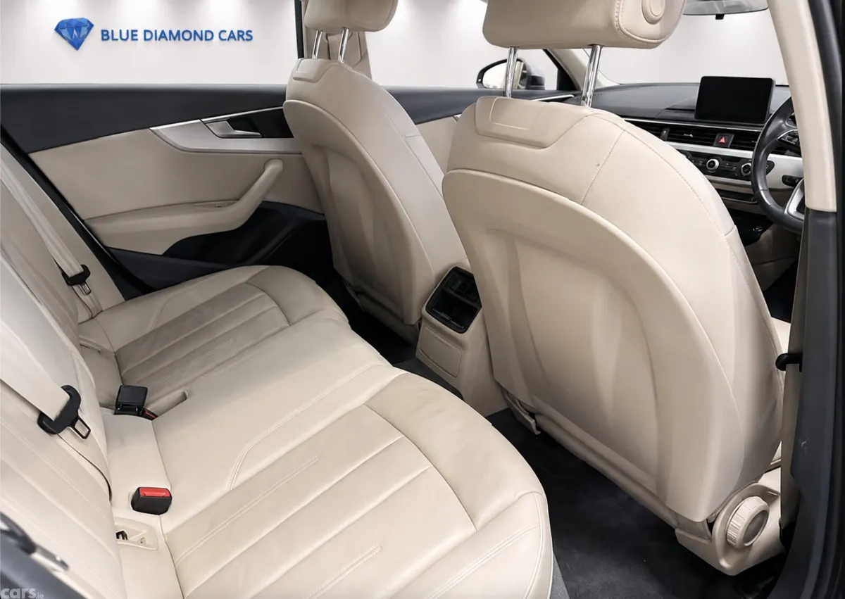 Audi A4 Saloon, Diesel, 2016, Grey
