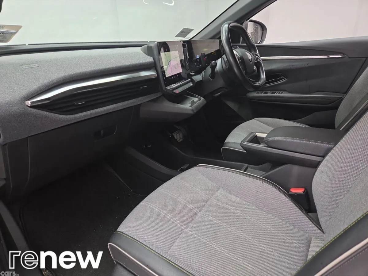 Renault Megane E-Tech Hatchback, Electric, 2023, White
