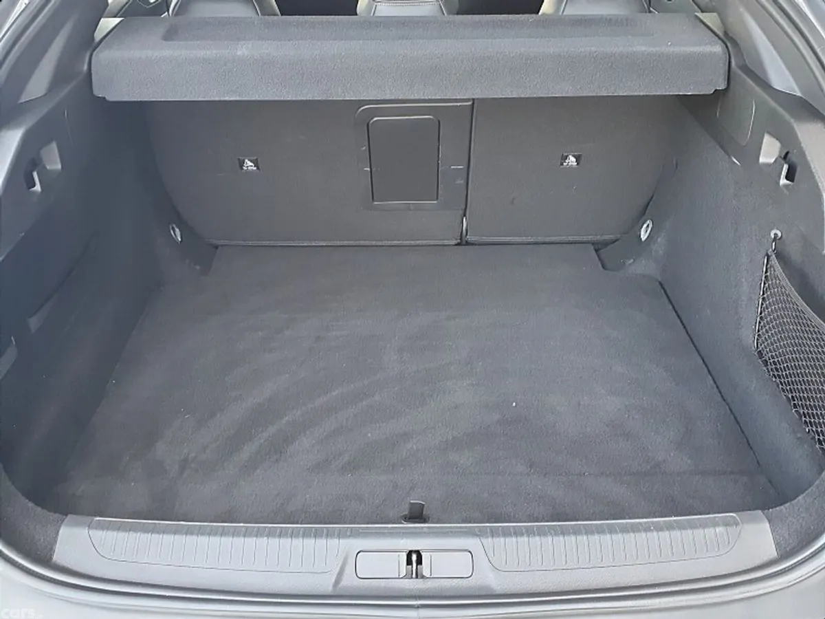 Peugeot 408 Hatchback, Petrol, 2024, Grey