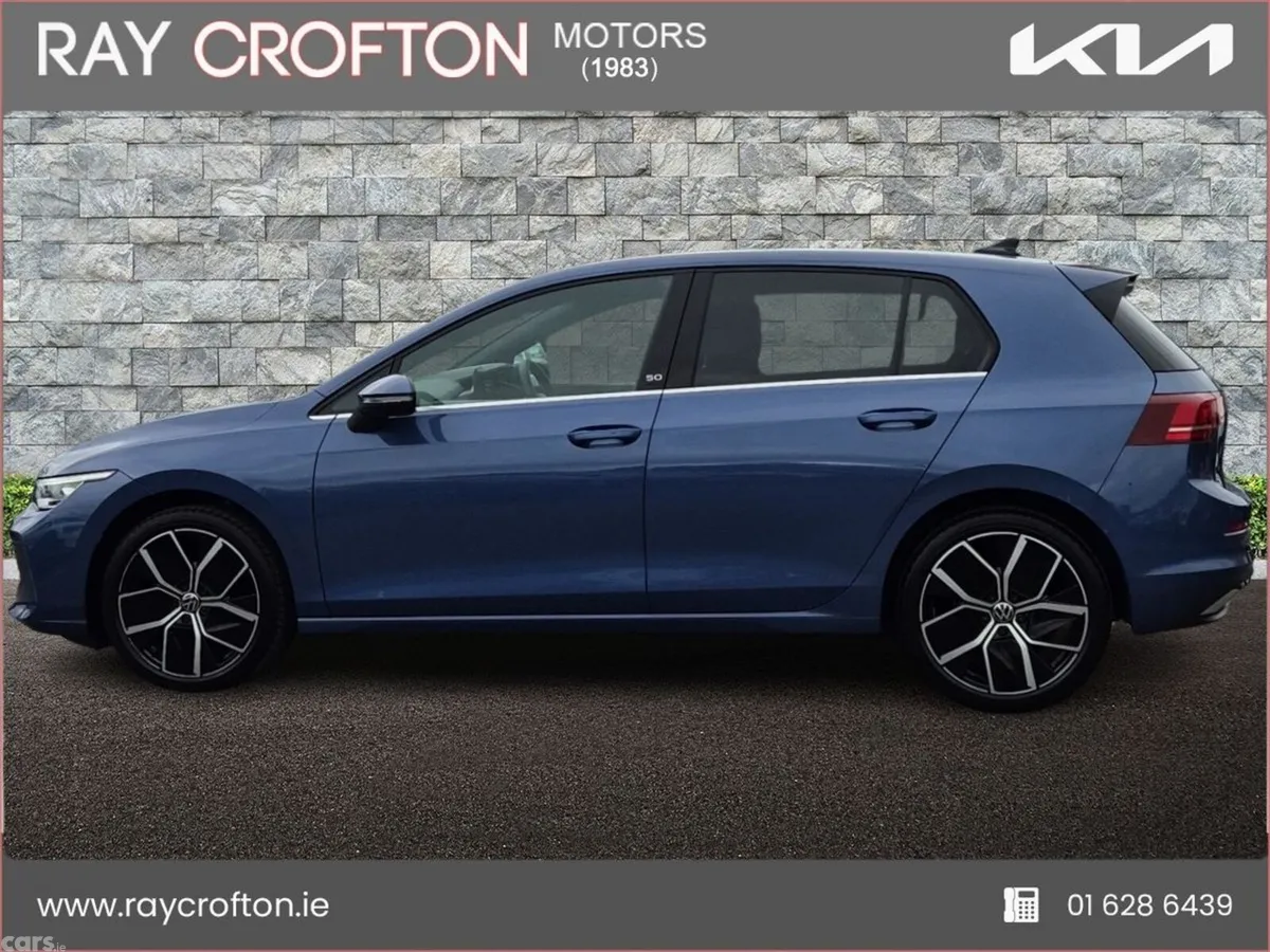 Volkswagen Golf Estate, Petrol, 2024, Blue
