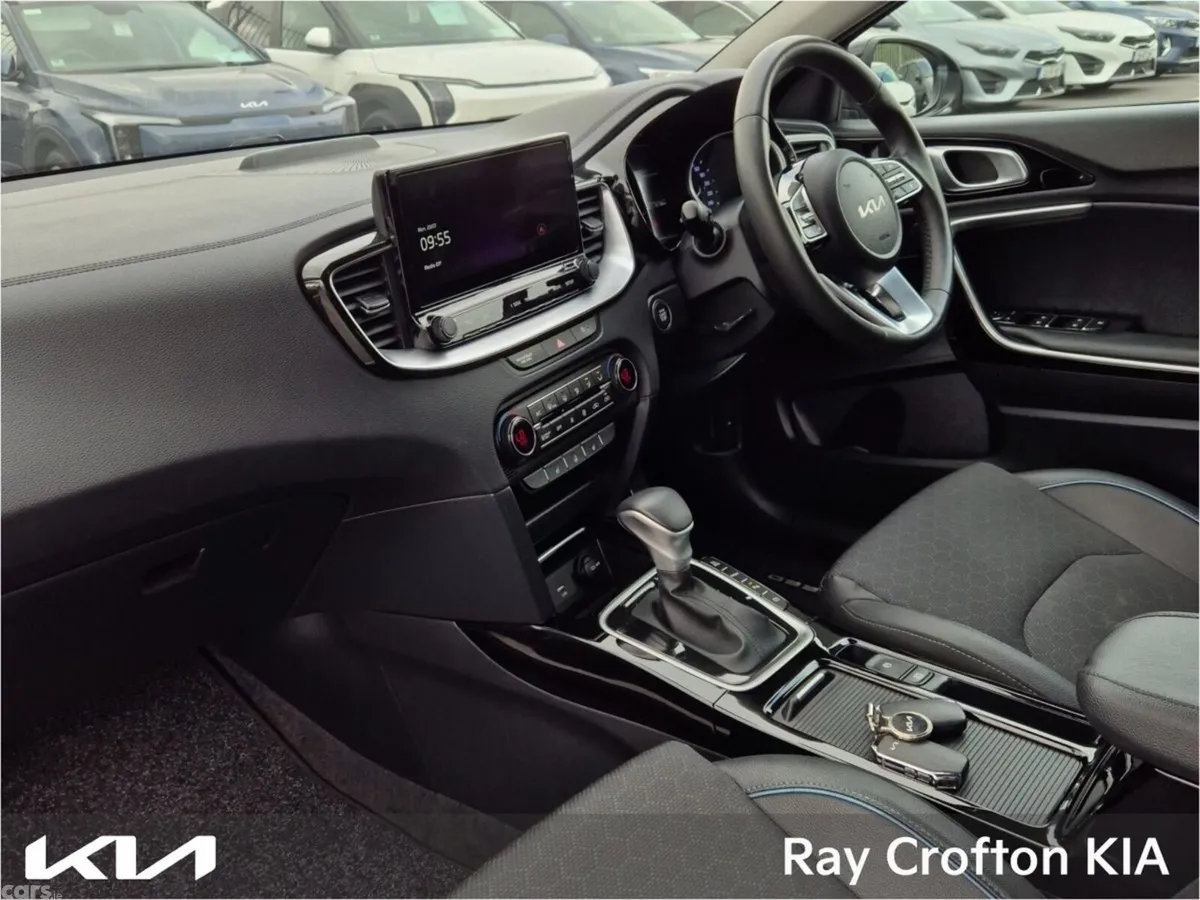 Kia XCeed Hatchback, Petrol Plug-in Hybrid, 2024, Black