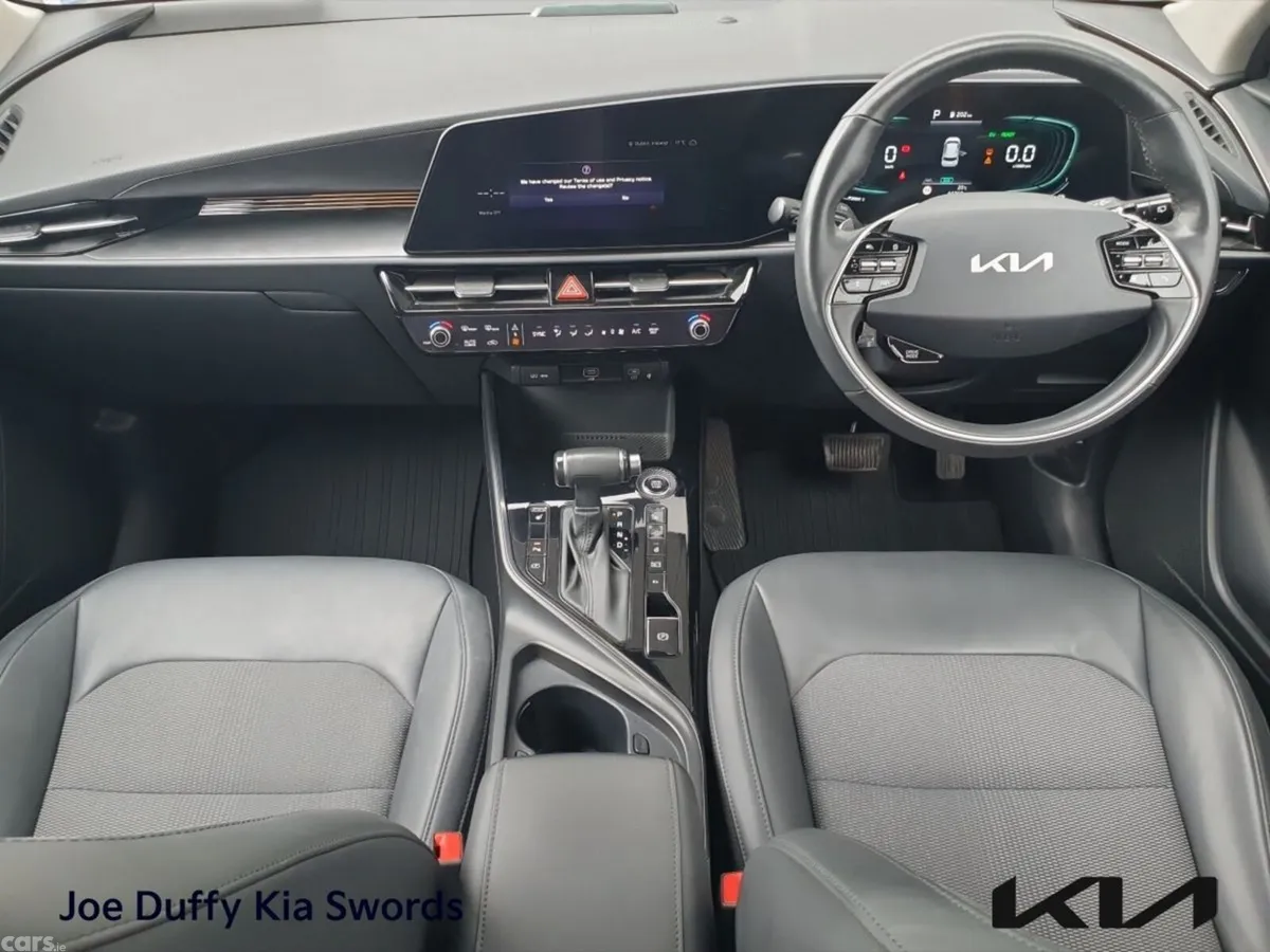 Kia Niro SUV, Petrol Plug-in Hybrid, 2023, Grey