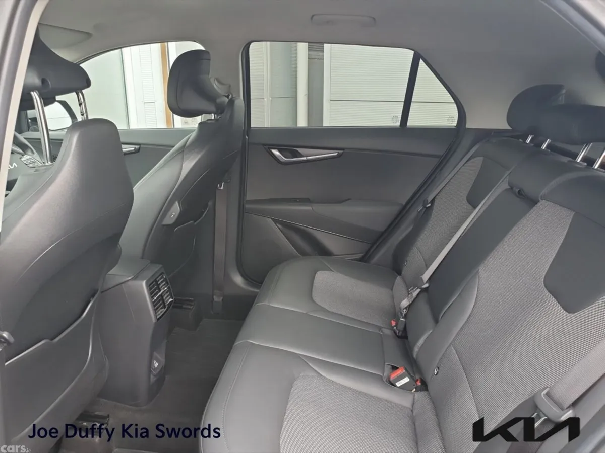 Kia Niro SUV, Petrol Plug-in Hybrid, 2023, Grey