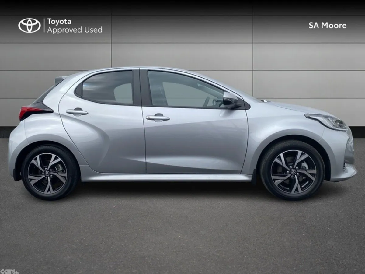Toyota Yaris Hatchback, Petrol Hybrid, 2026, Grey