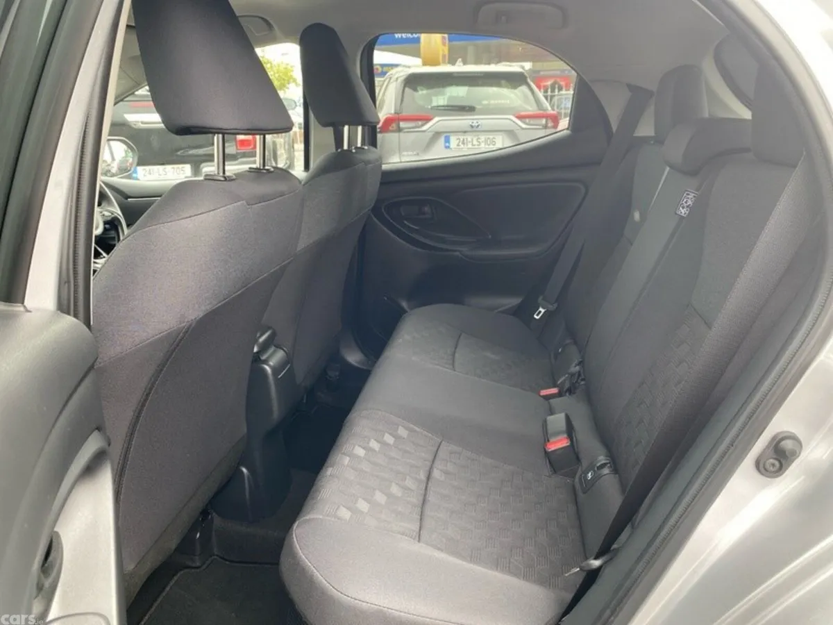 Toyota Yaris Hatchback, Petrol Hybrid, 2026, Grey