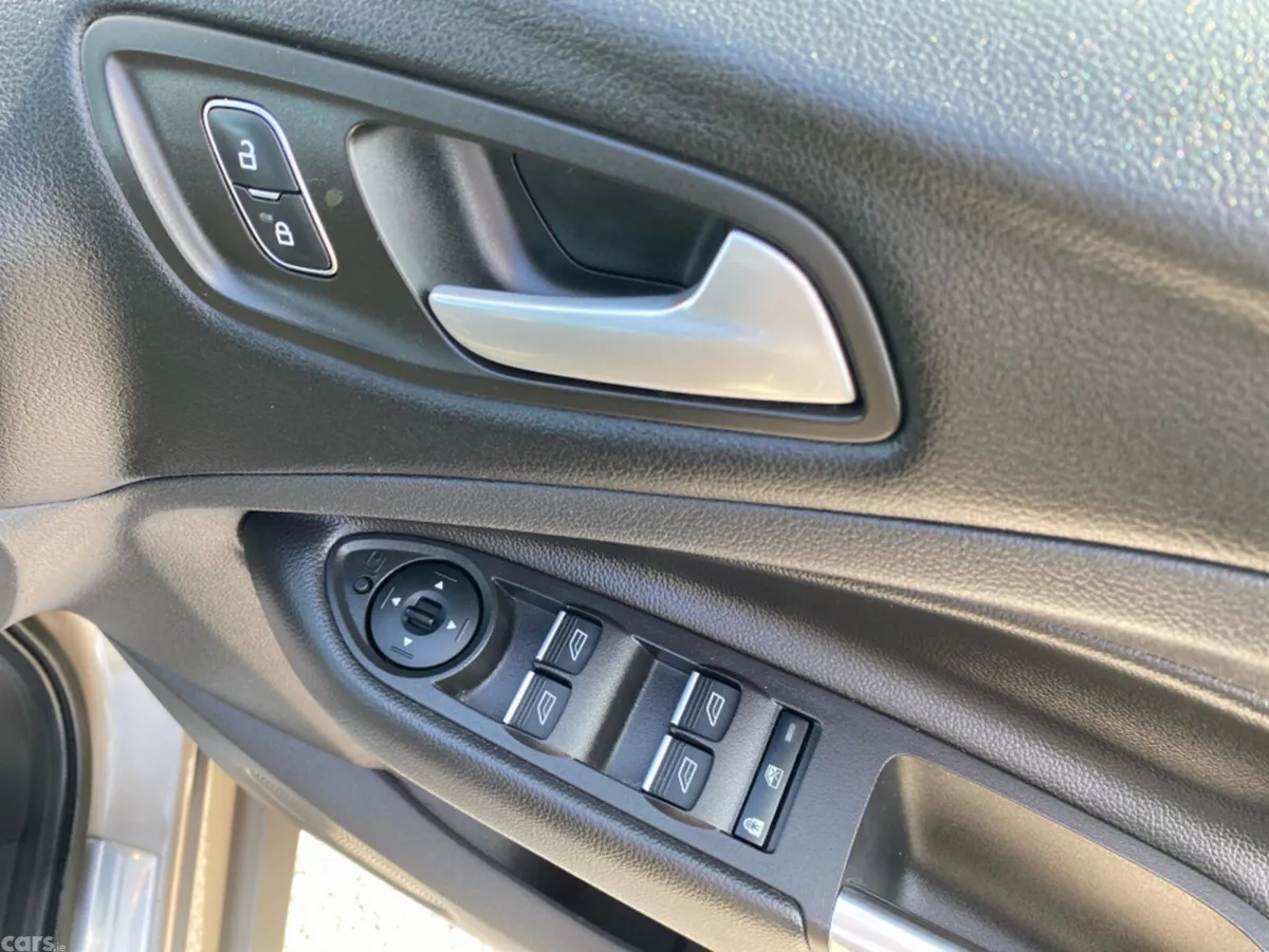 Ford Kuga SUV, Diesel, 2019, Silver