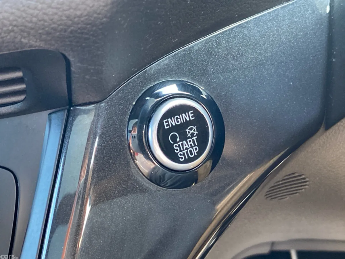 Ford Kuga SUV, Diesel, 2019, Silver