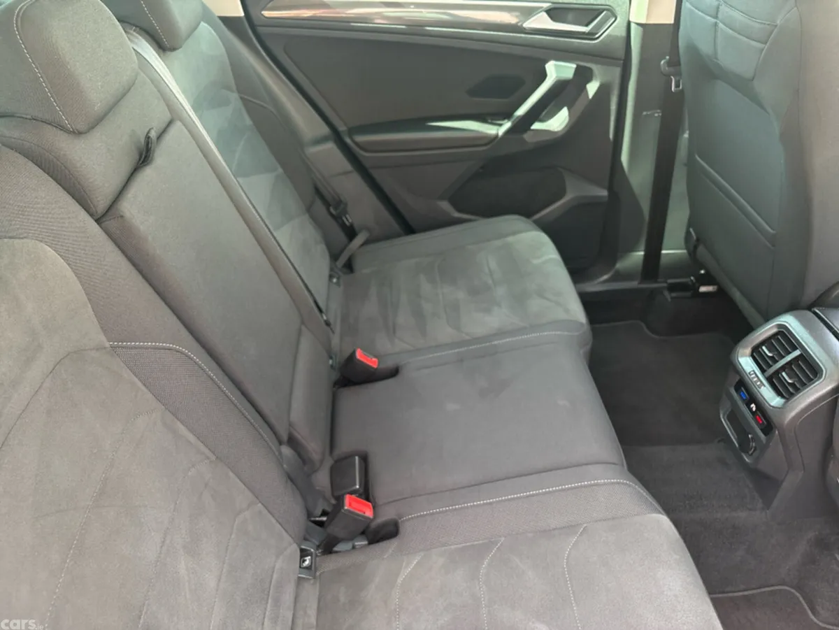 Volkswagen Tiguan Estate, Diesel, 2021, Black