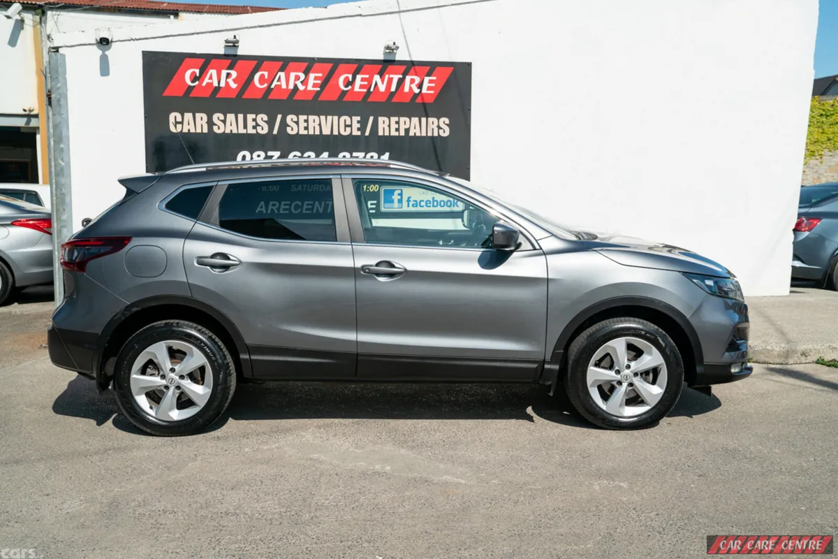 Nissan Qashqai MPV, Diesel, 2020, Grey