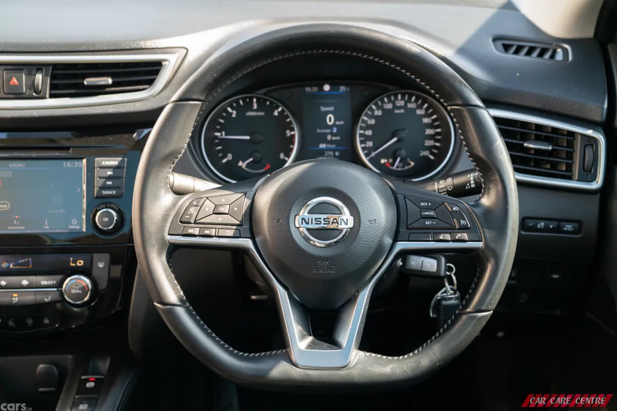 Nissan Qashqai MPV, Diesel, 2020, Grey