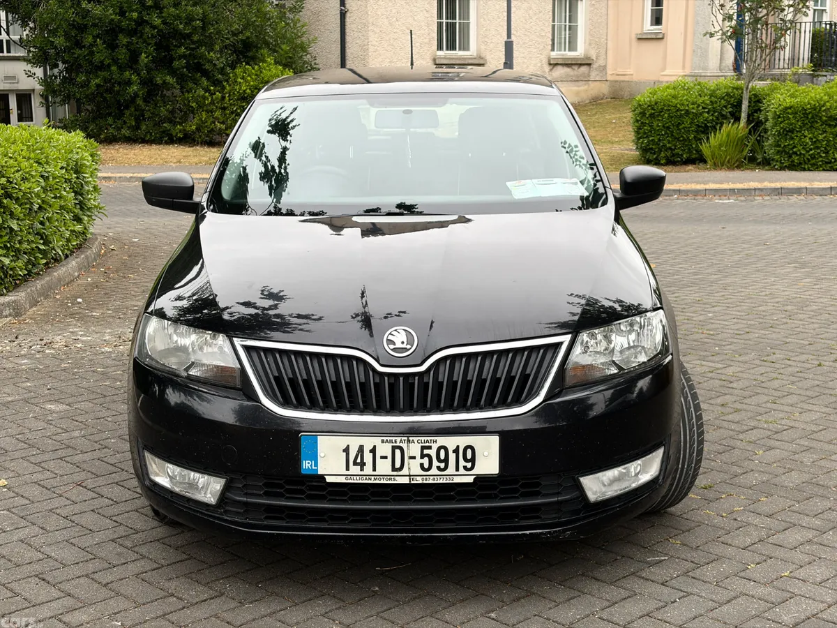 Skoda Rapid Hatchback, Diesel, 2014, Black