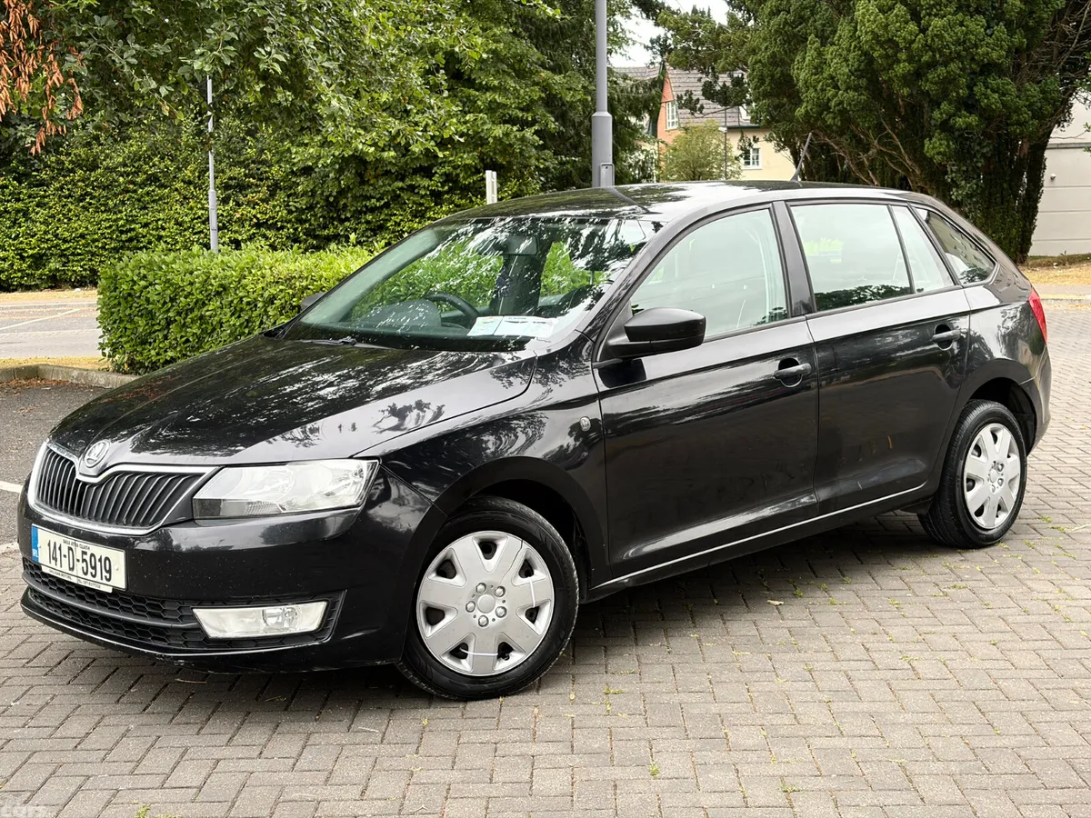 Skoda Rapid Hatchback, Diesel, 2014, Black