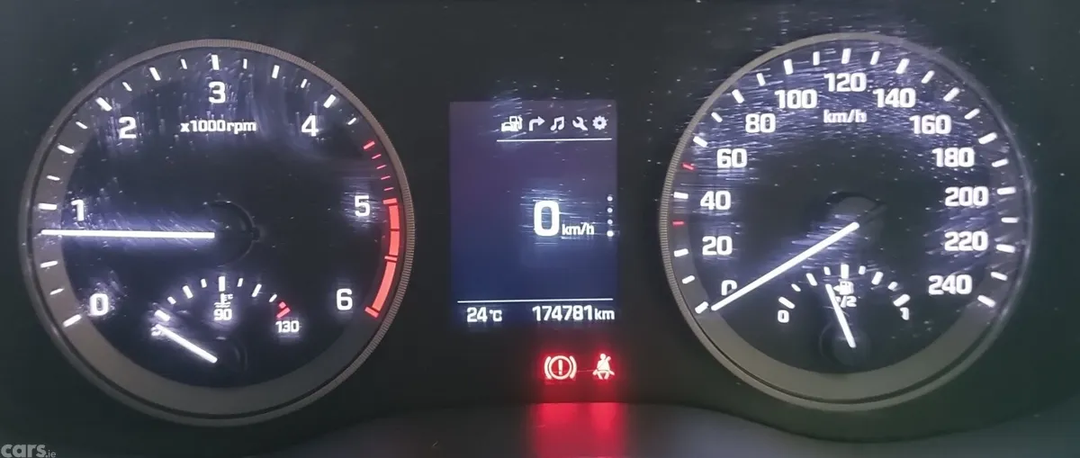 Hyundai Tucson SUV, Diesel, 2018, Gold