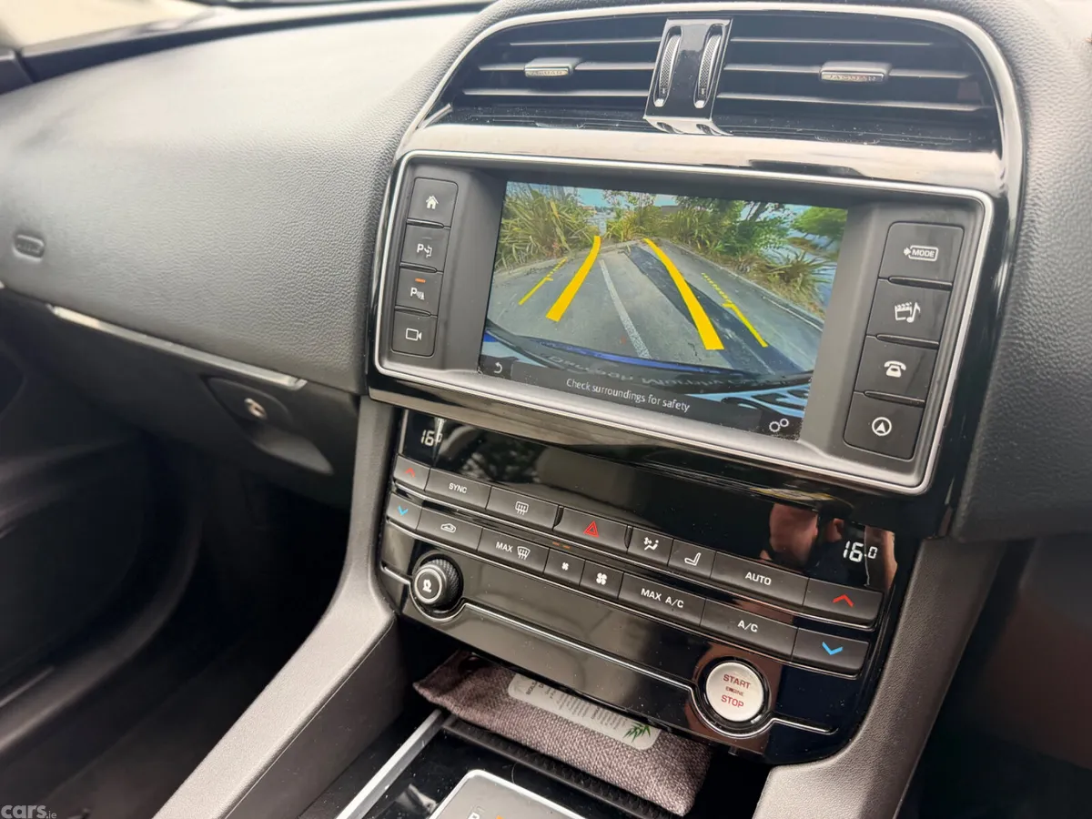 Jaguar F-Pace SUV, Diesel, 2016, Blue