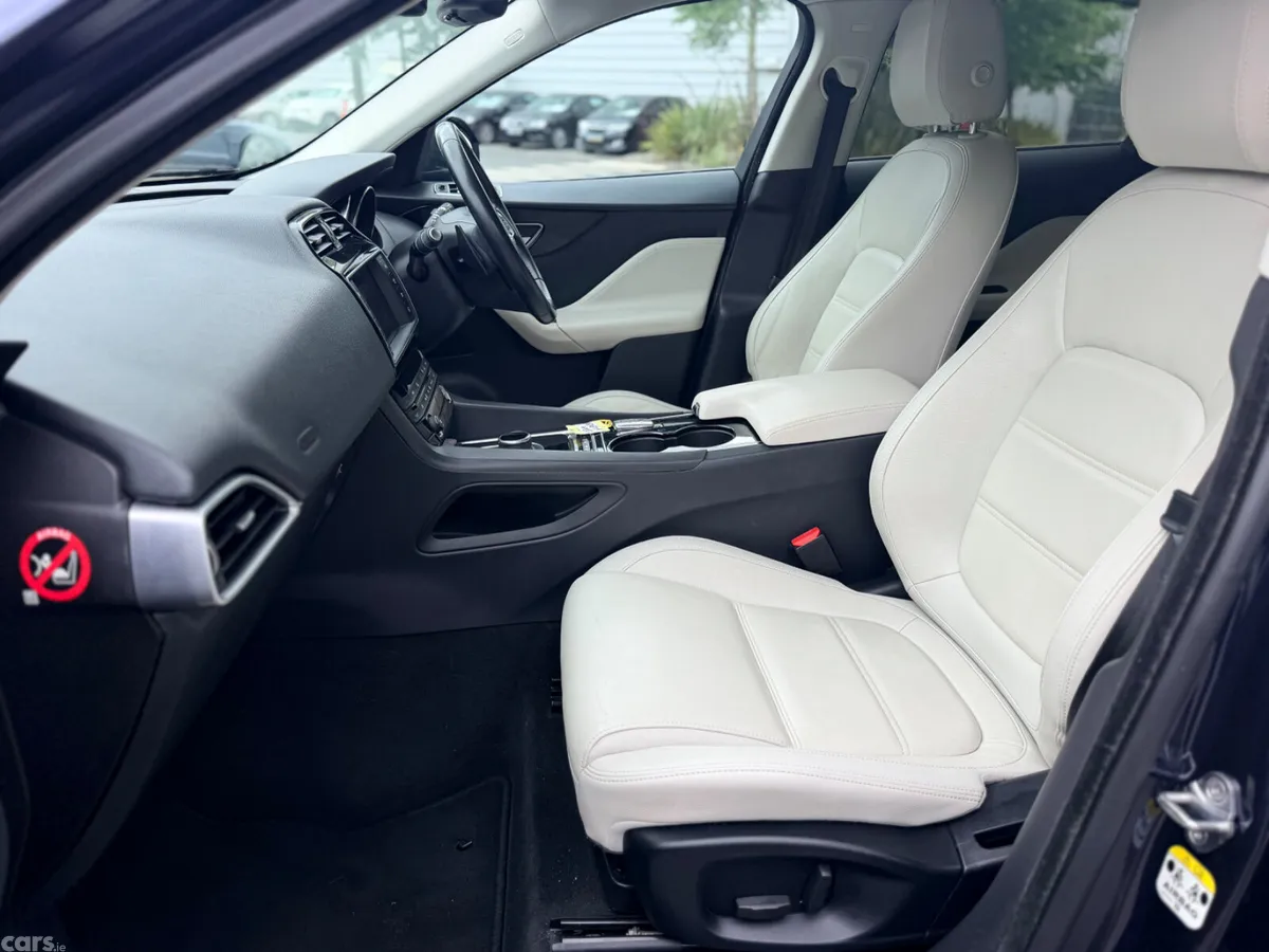 Jaguar F-Pace SUV, Diesel, 2016, Blue