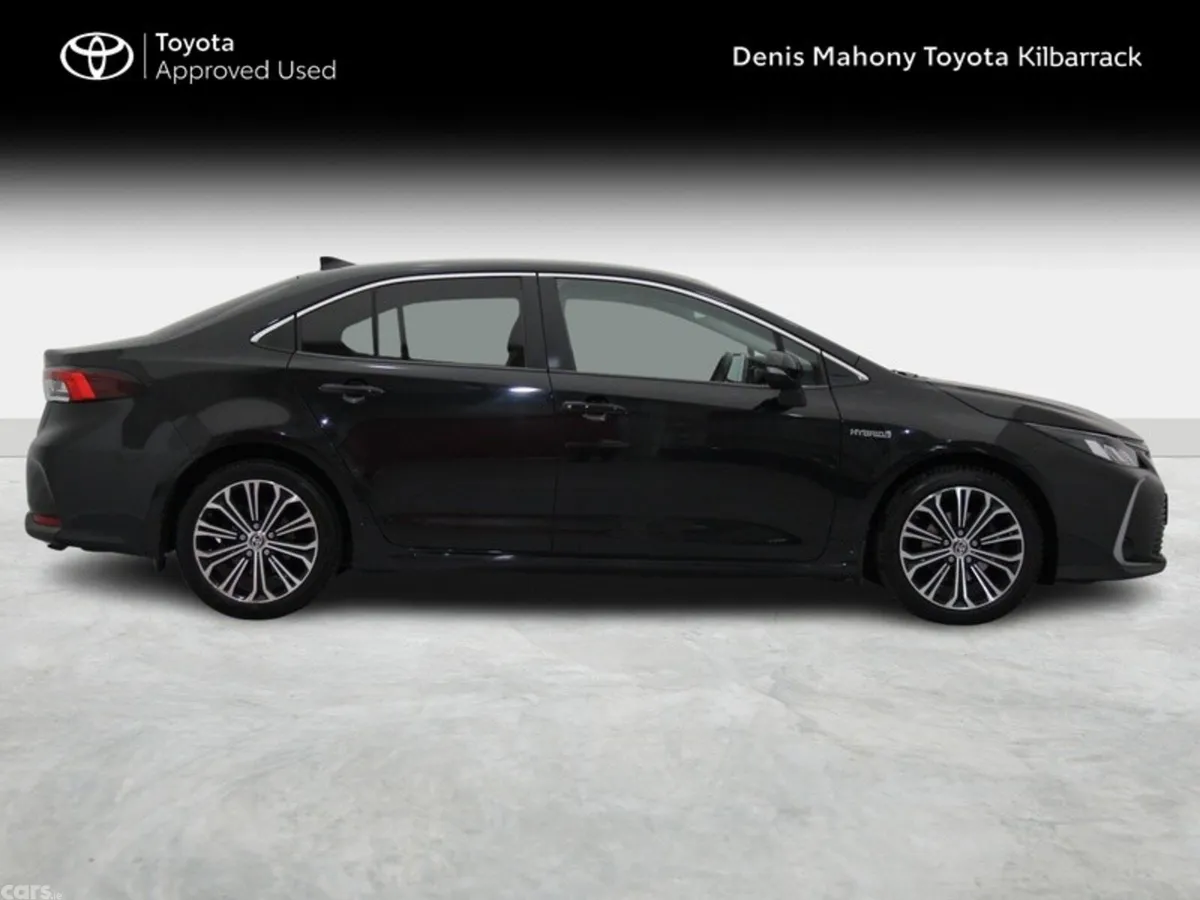 Toyota Corolla Saloon, Petrol Hybrid, 2021, Black