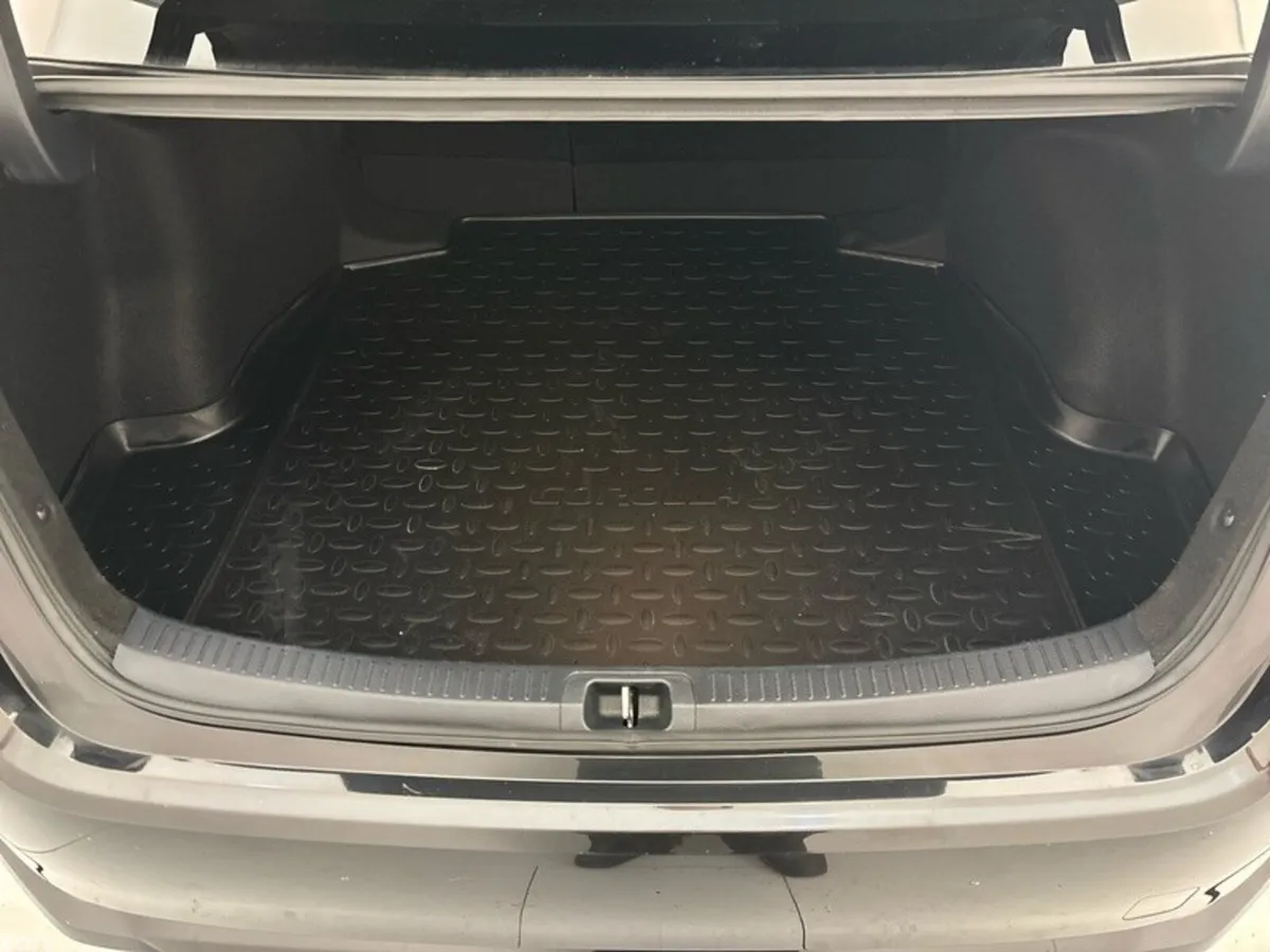 Toyota Corolla Saloon, Petrol Hybrid, 2021, Black