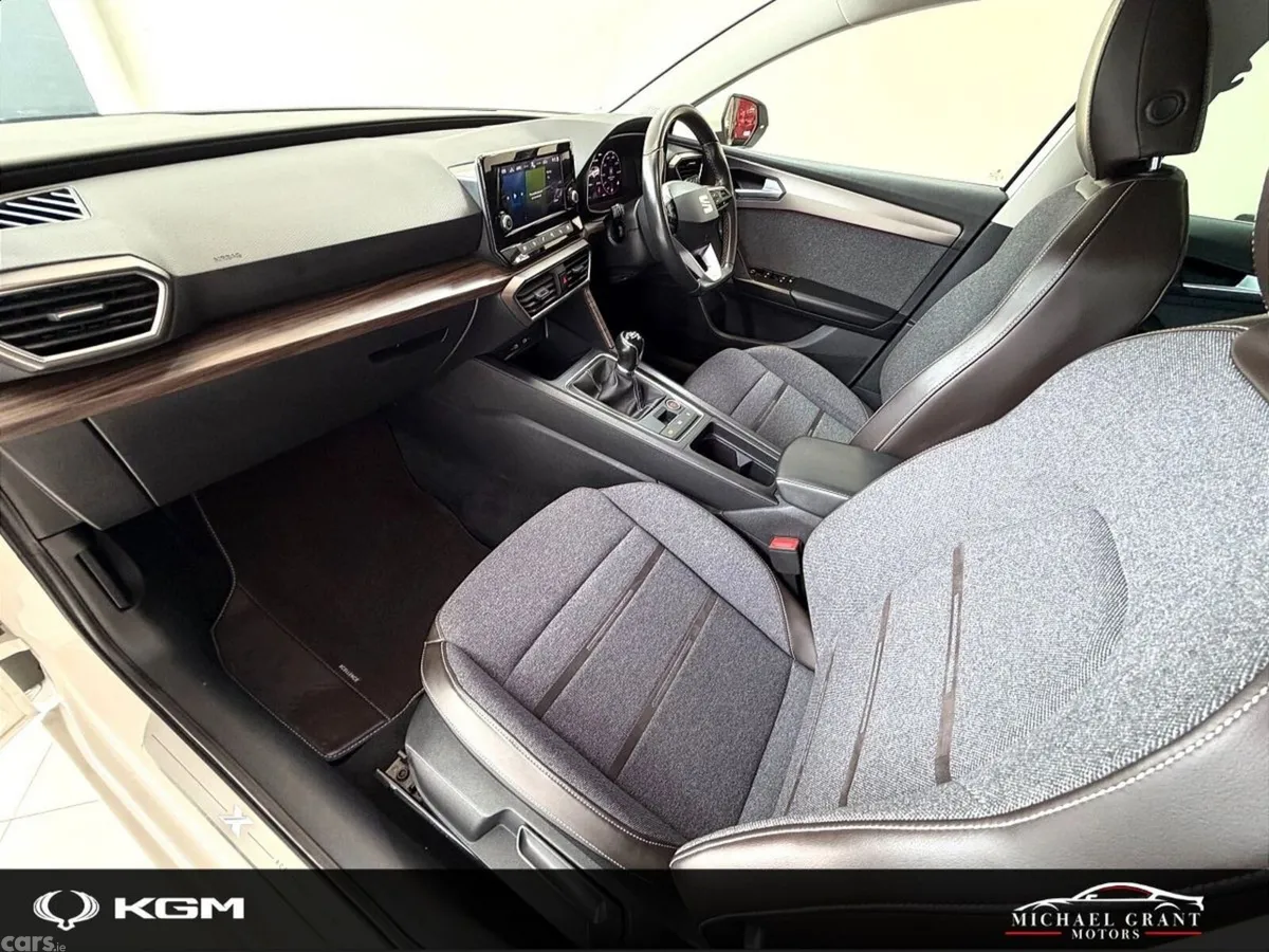 SEAT Leon Hatchback, Diesel, 2021, White