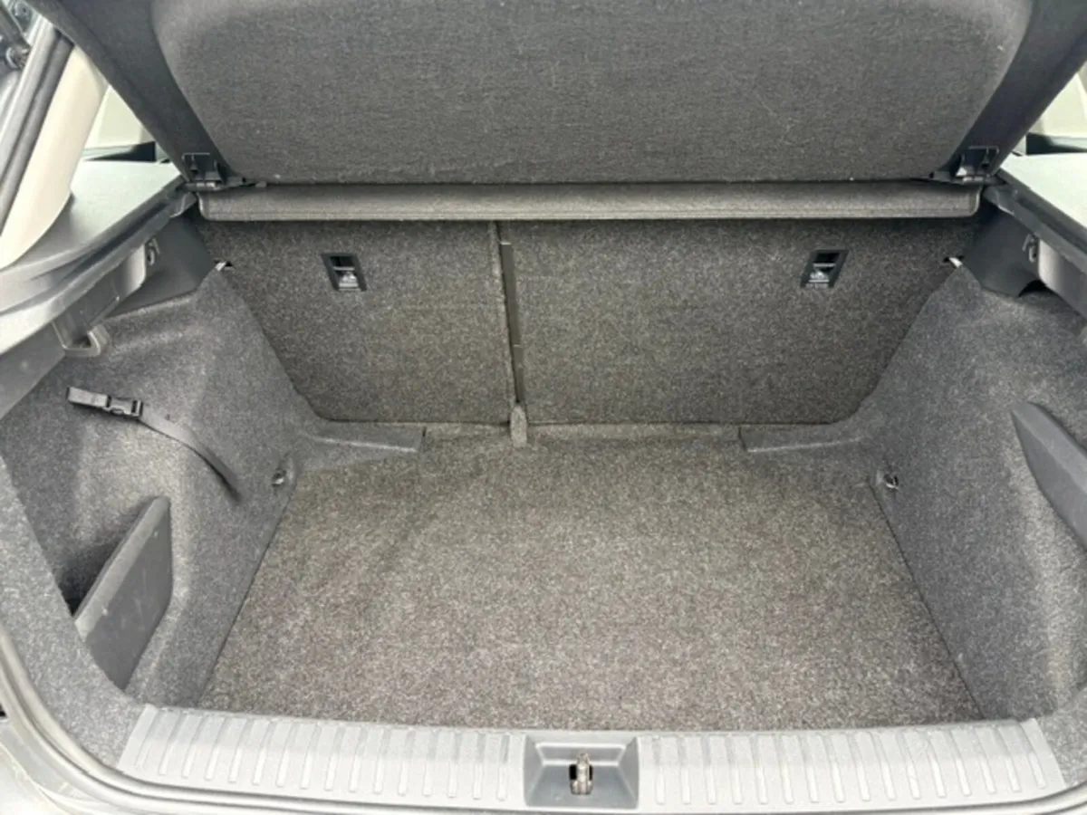 Skoda Kamiq Hatchback, Petrol, 2024, Grey