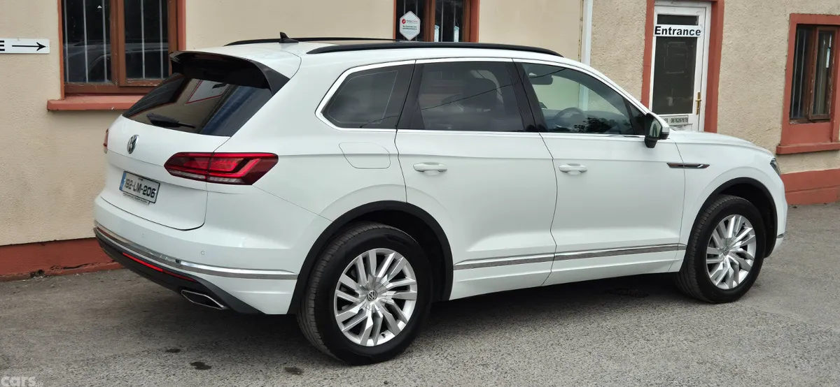 Volkswagen Touareg SUV, Diesel, 2019, White