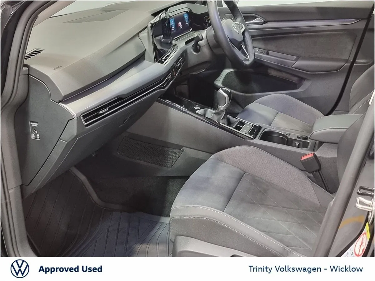 Volkswagen Golf Estate, Diesel, 2023, Black