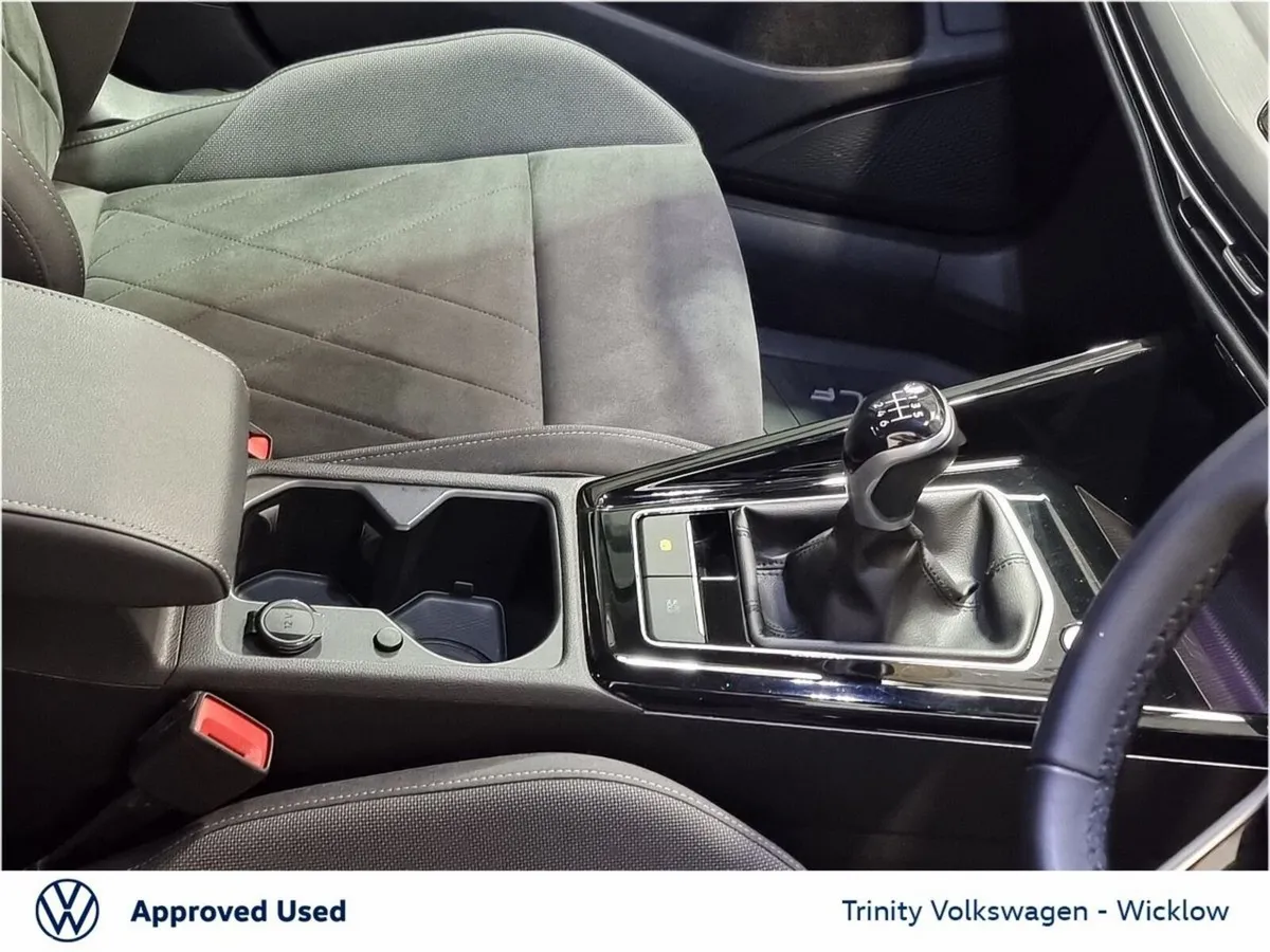 Volkswagen Golf Estate, Diesel, 2023, Black