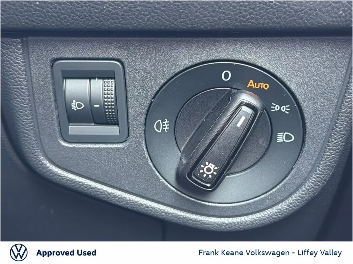 Volkswagen Taigo SUV, Petrol, 2026, Silver