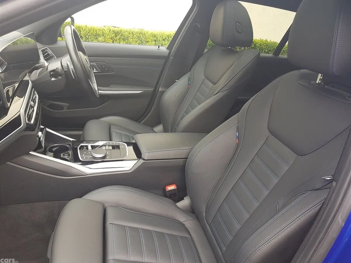 BMW 3-Series Estate, Diesel, 2024, Blue