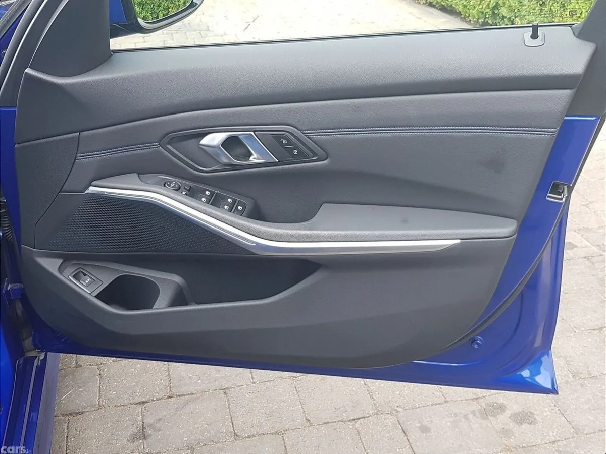 BMW 3-Series Estate, Diesel, 2024, Blue