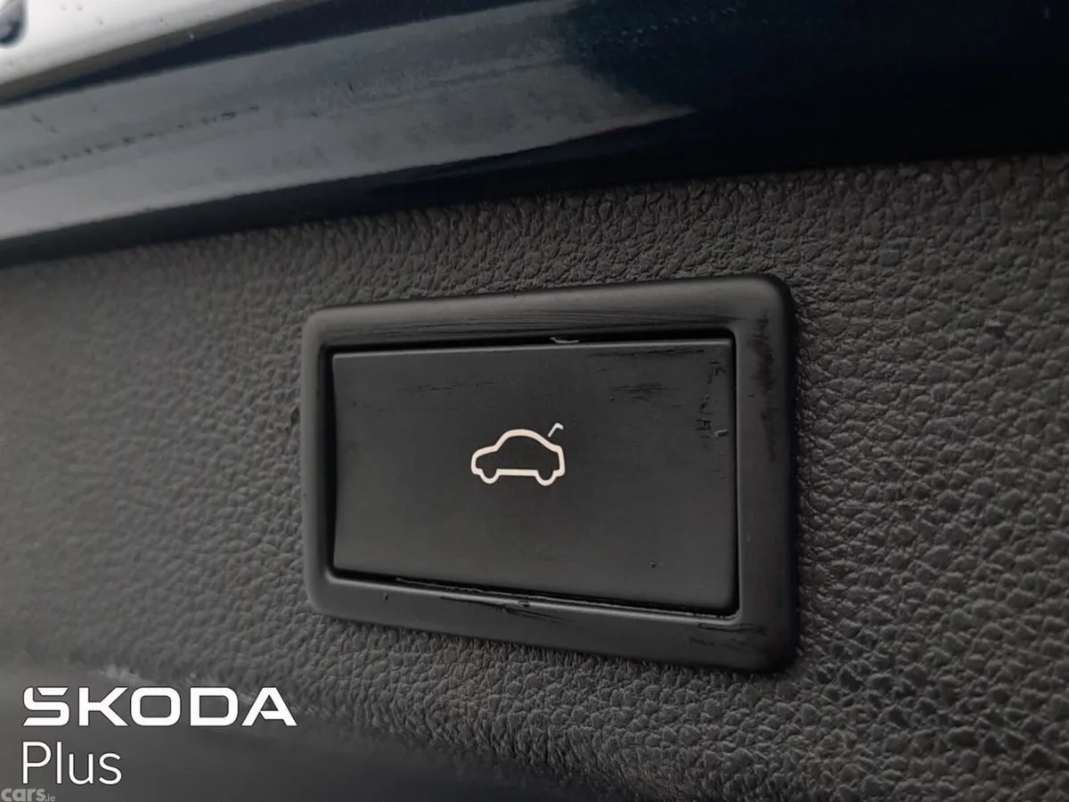 Skoda Kodiaq MPV, Diesel, 2024, Blue